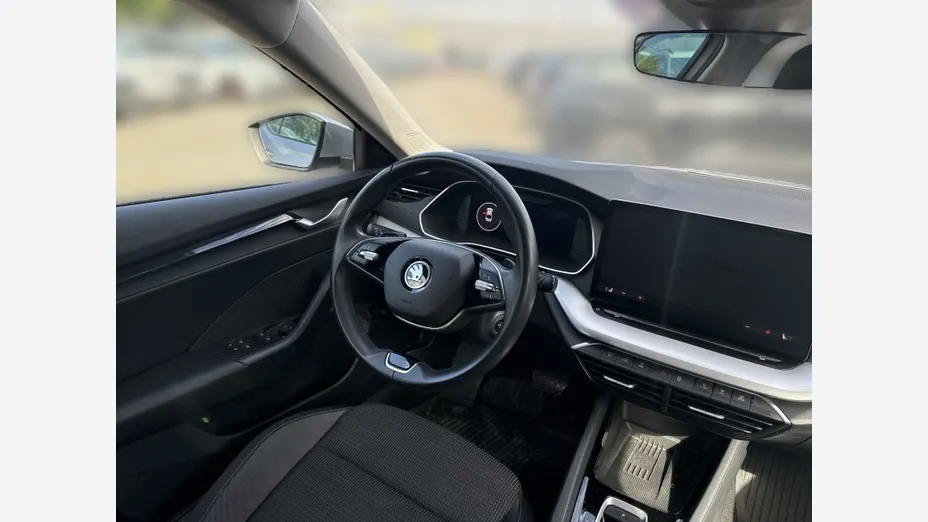 SKODA Octavia -