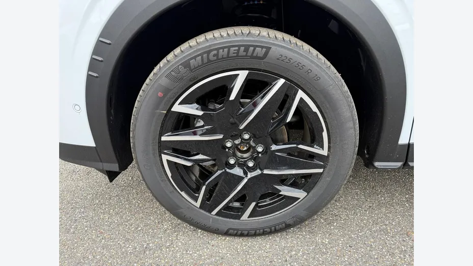 PEUGEOT 5008 -