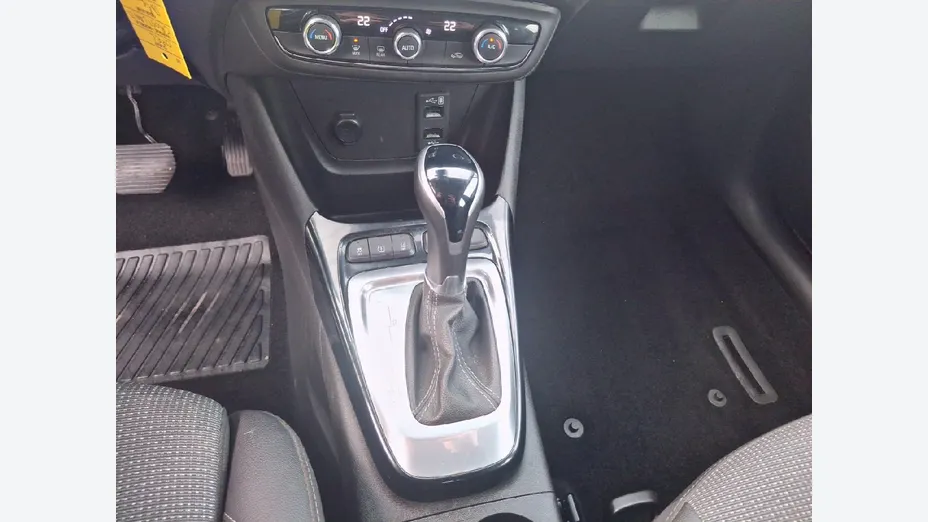 OPEL Crossland -
