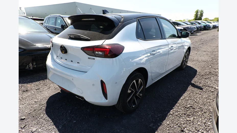OPEL Corsa -