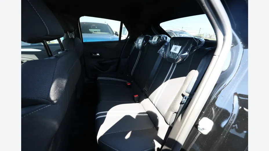 OPEL Corsa -