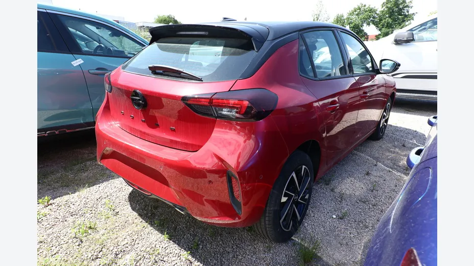 OPEL Corsa -