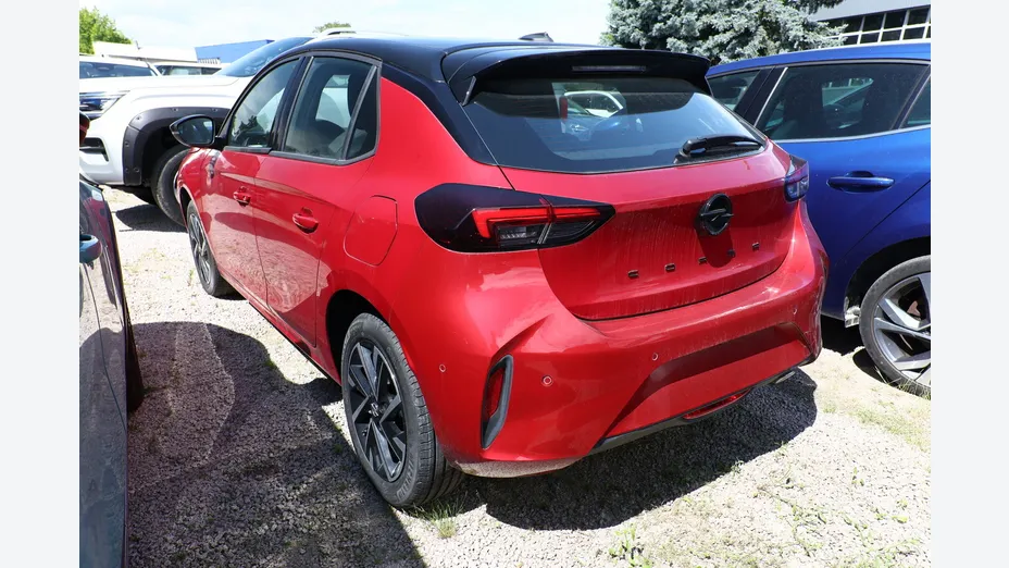 OPEL Corsa -