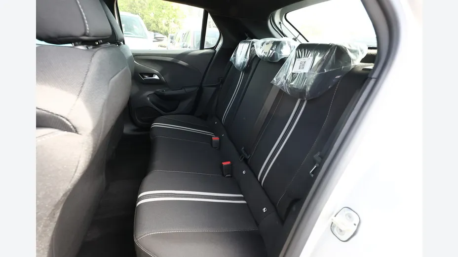 OPEL Corsa -