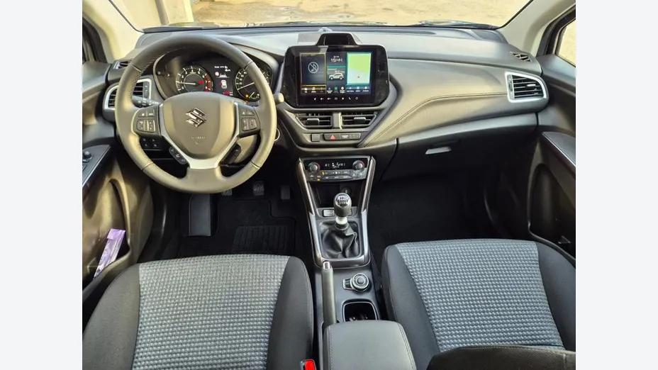 SUZUKI S-Cross -