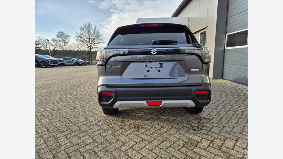 SUZUKI S-Cross -