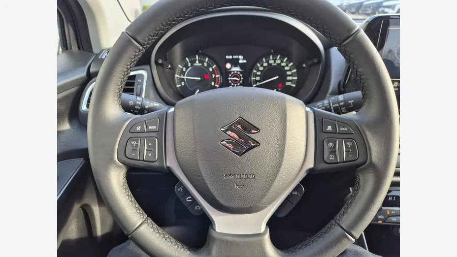 SUZUKI S-Cross -