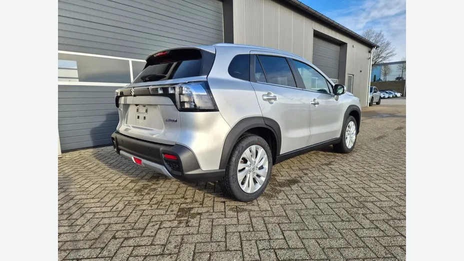 SUZUKI S-Cross -