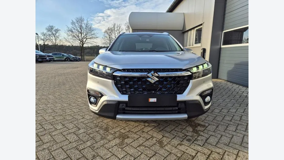 SUZUKI S-Cross -