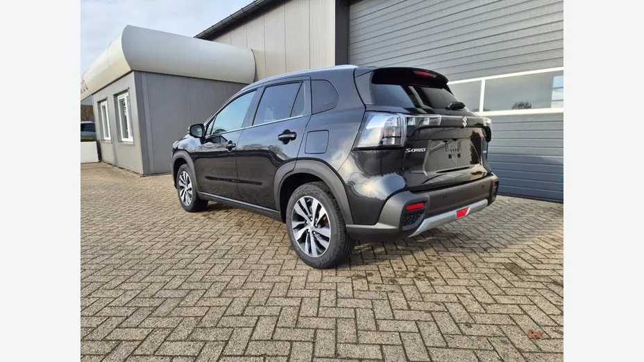SUZUKI S-Cross -