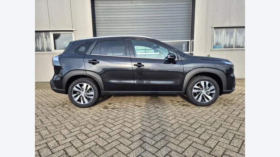 SUZUKI S-Cross -