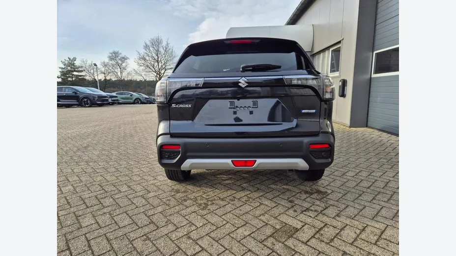 SUZUKI S-Cross -