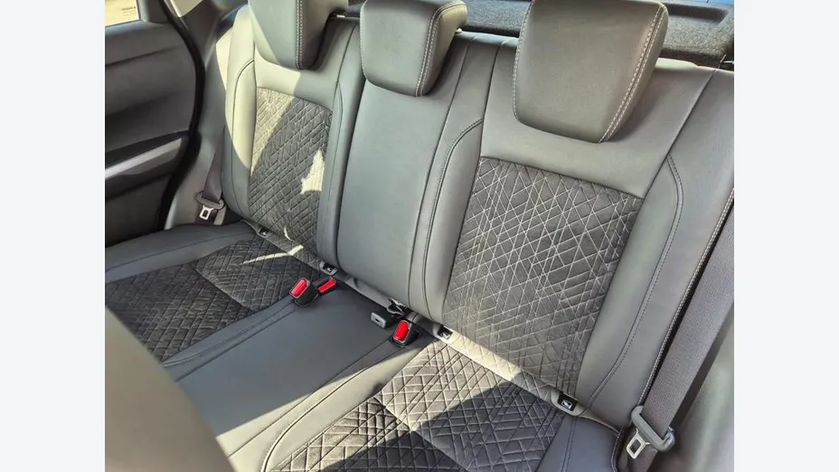 SUZUKI Vitara -