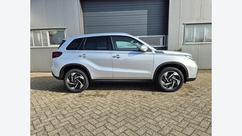 SUZUKI Vitara -