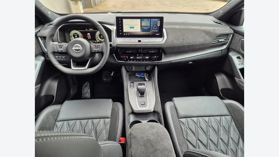 NISSAN Qashqai -