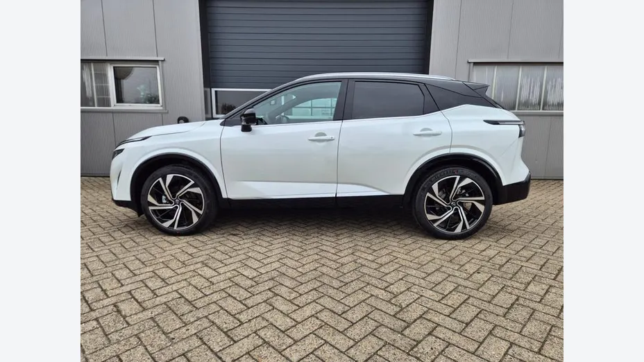 NISSAN Qashqai -
