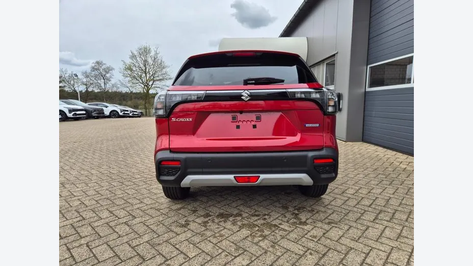 SUZUKI S-Cross -
