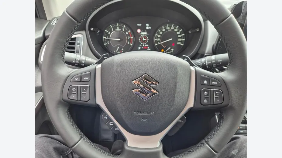 SUZUKI S-Cross -