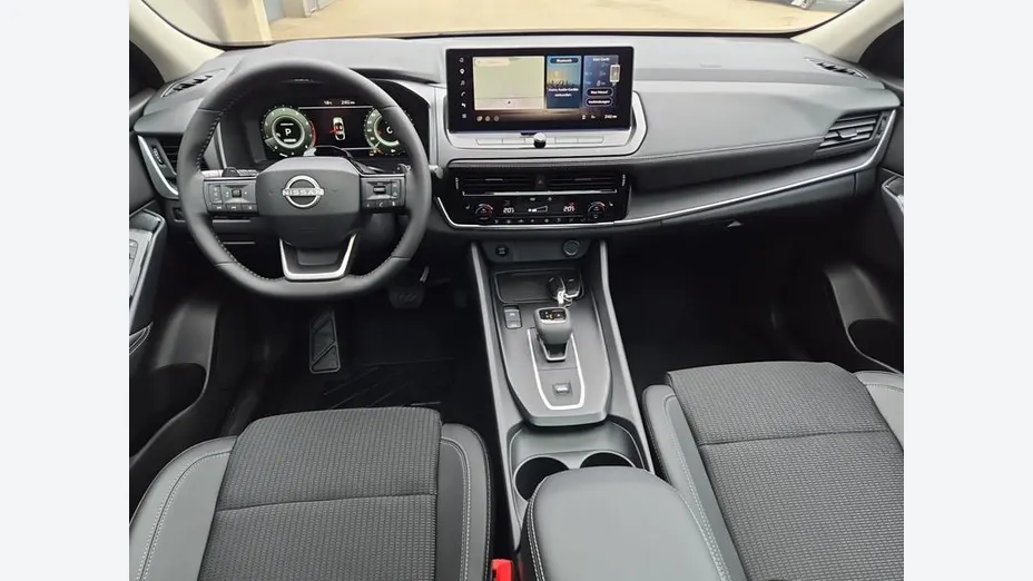 NISSAN Qashqai -