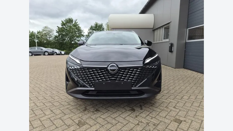 NISSAN Qashqai -