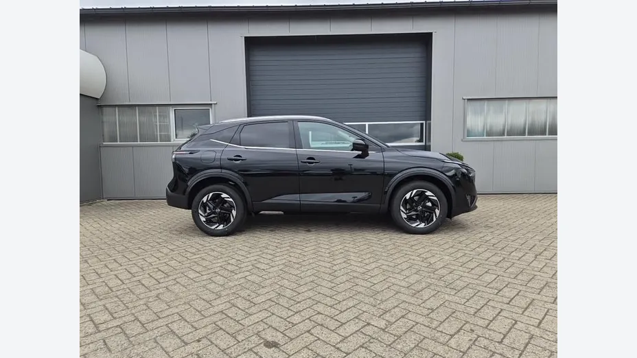 NISSAN Qashqai -