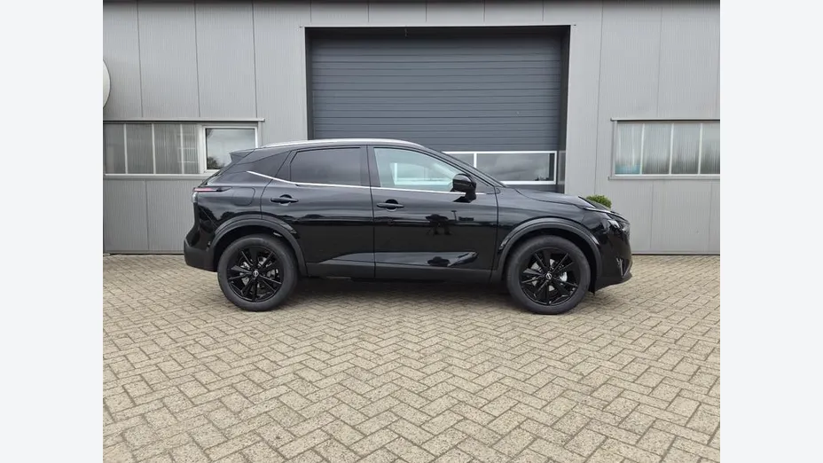 NISSAN Qashqai -