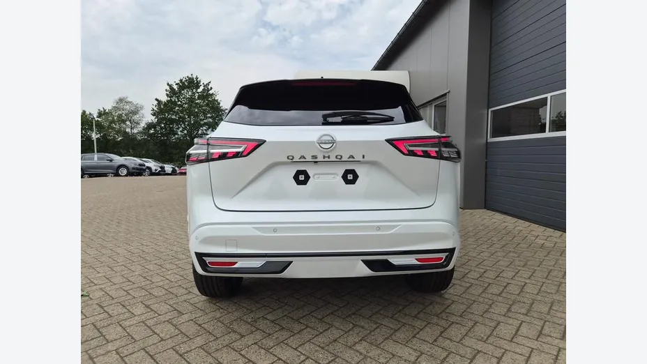NISSAN Qashqai -
