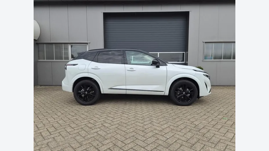 NISSAN Qashqai -