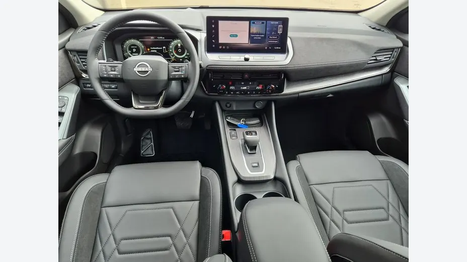 NISSAN Qashqai -