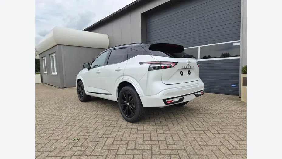 NISSAN Qashqai -
