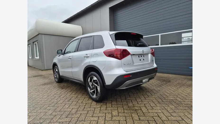 SUZUKI Vitara -