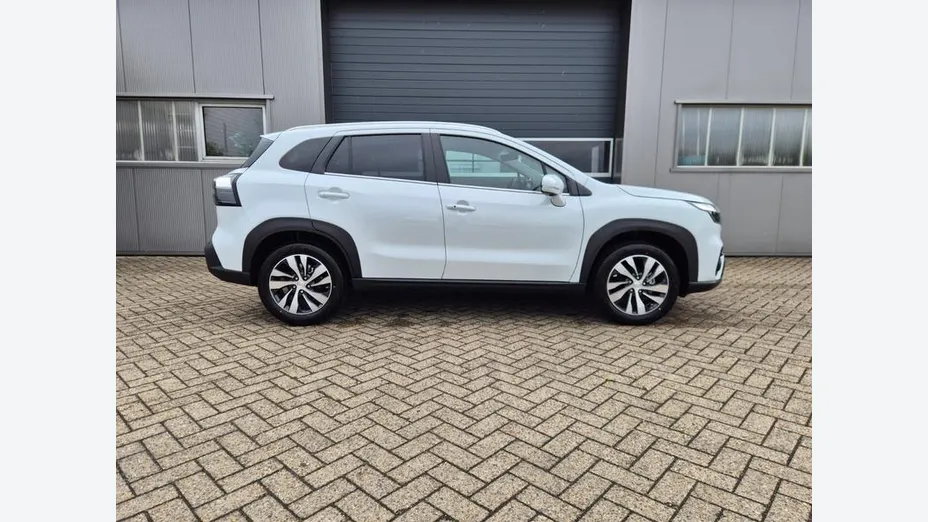 SUZUKI S-Cross -