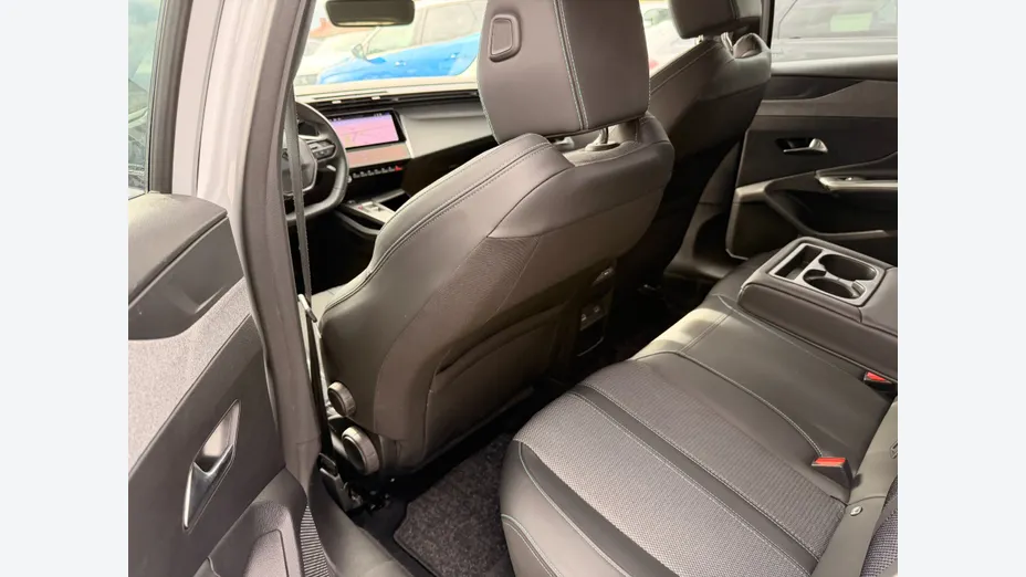 PEUGEOT 308 -