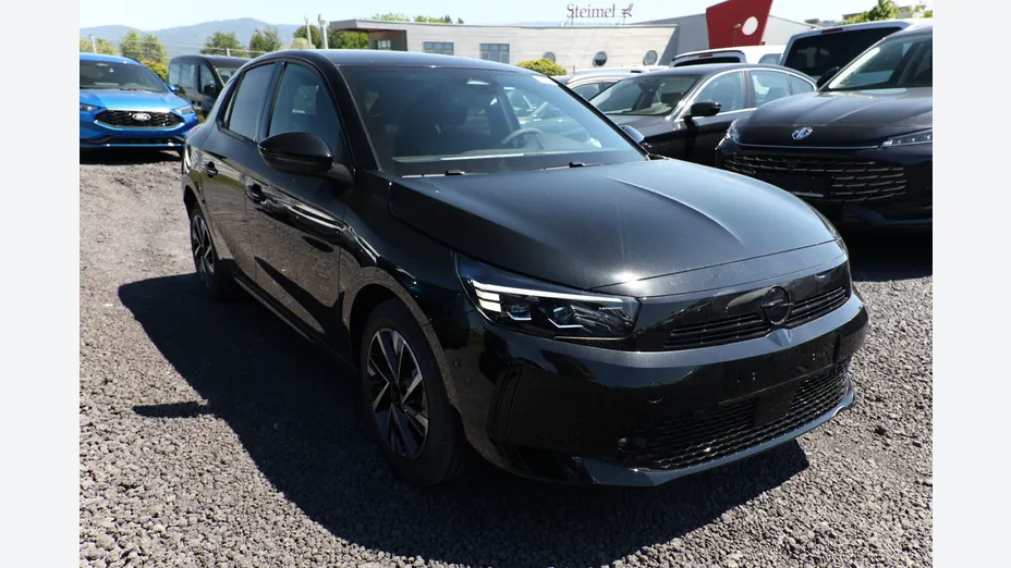 OPEL Corsa -