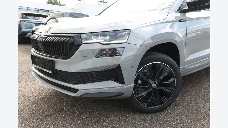 SKODA Karoq -