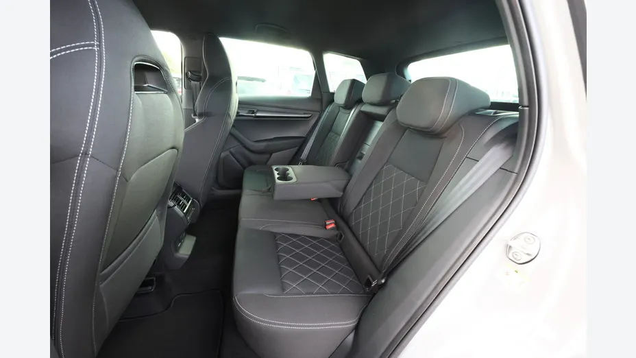 SKODA Karoq -
