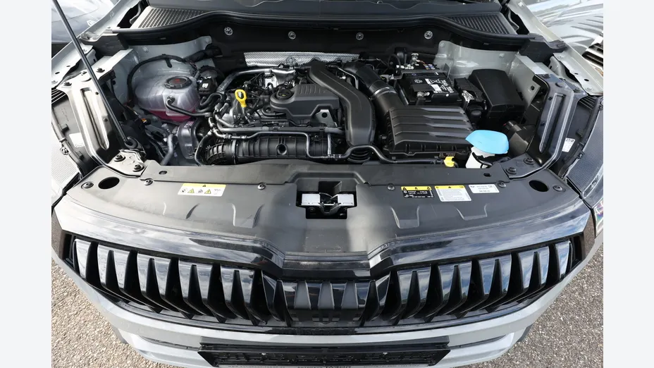 SKODA Karoq -