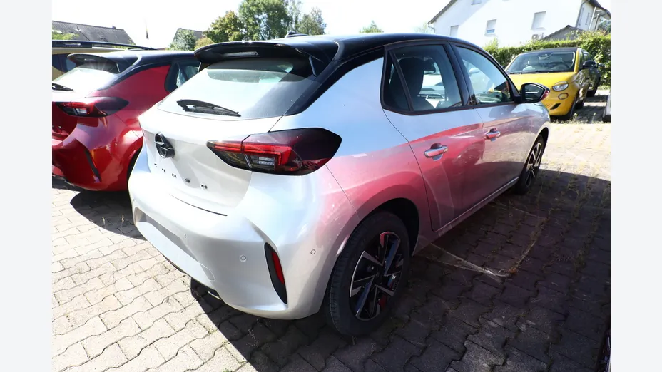 OPEL Corsa -