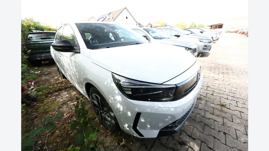 OPEL Corsa -