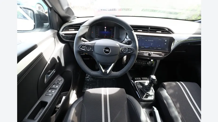 OPEL Corsa -