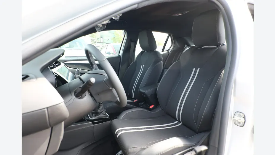 OPEL Corsa -