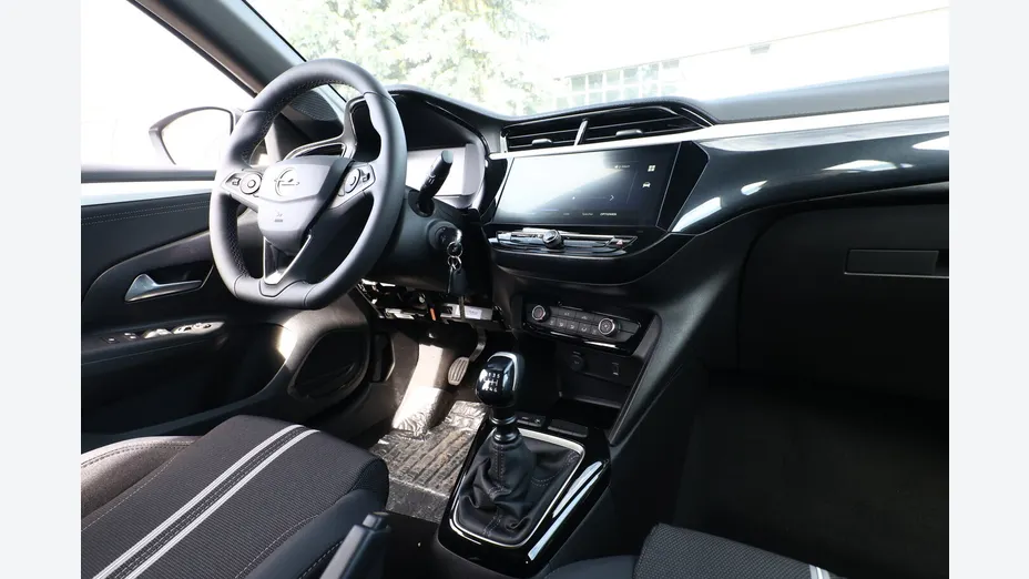 OPEL Corsa -