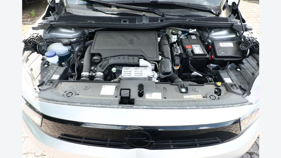 OPEL Corsa -