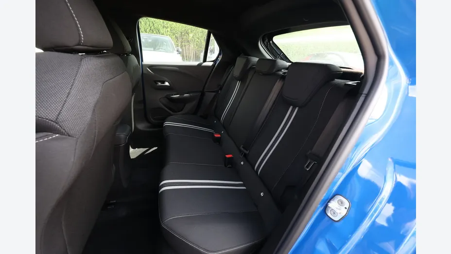 OPEL Corsa -