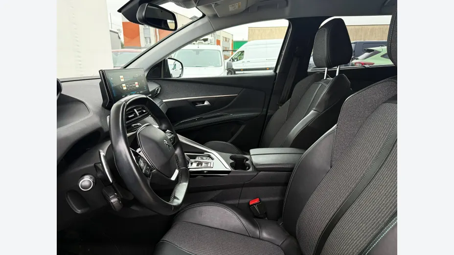 PEUGEOT 5008 5008 1.2 PureTech Allure Pack S&S EAT8