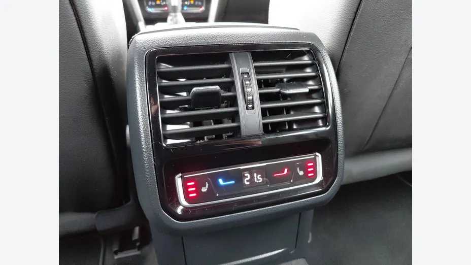 VOLKSWAGEN Arteon Arteon 2.0 TSI R-Line DSG