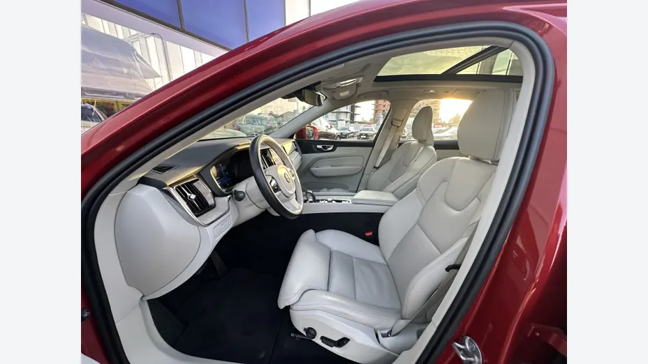 VOLVO XC60 XC60 T6 Plug-In Hybrid AWD Core aut