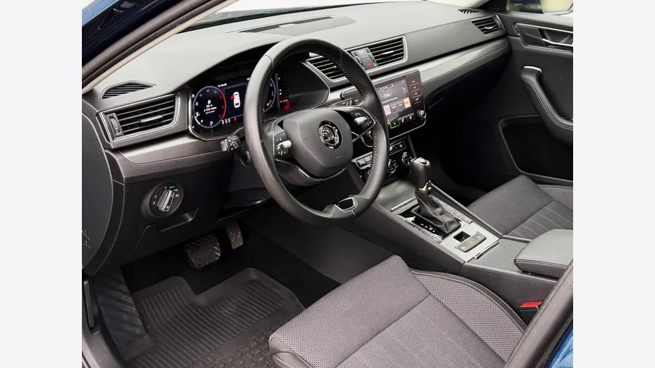 SKODA Superb Superb 2.0 TDI SCR Style DSG