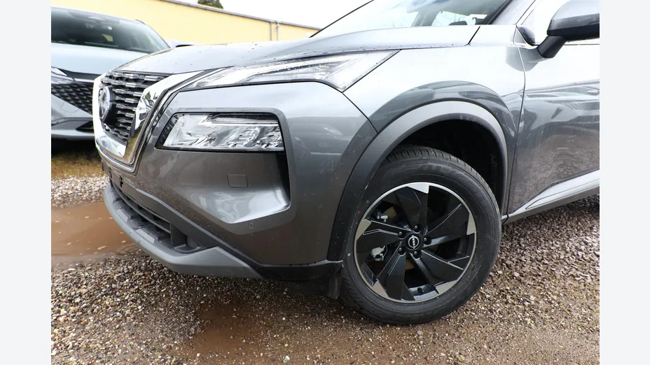 NISSAN X-Trail -
