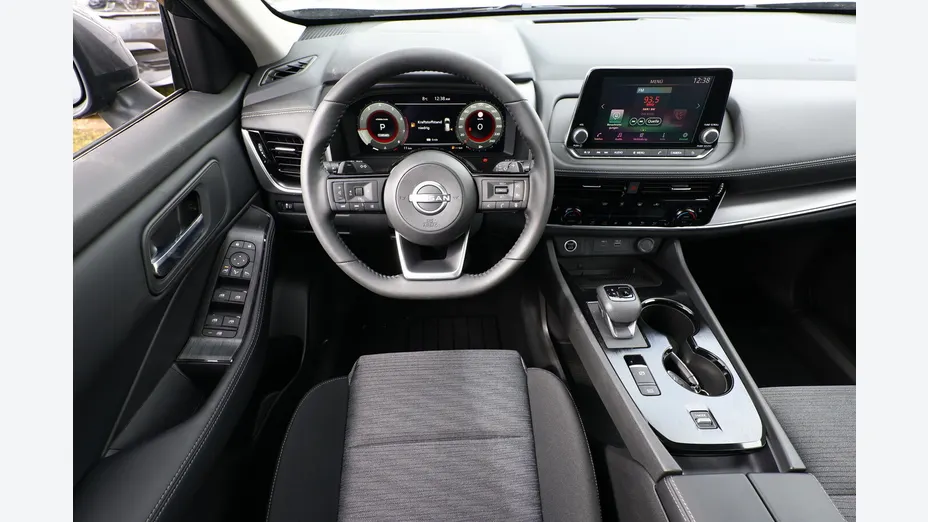 NISSAN X-Trail -